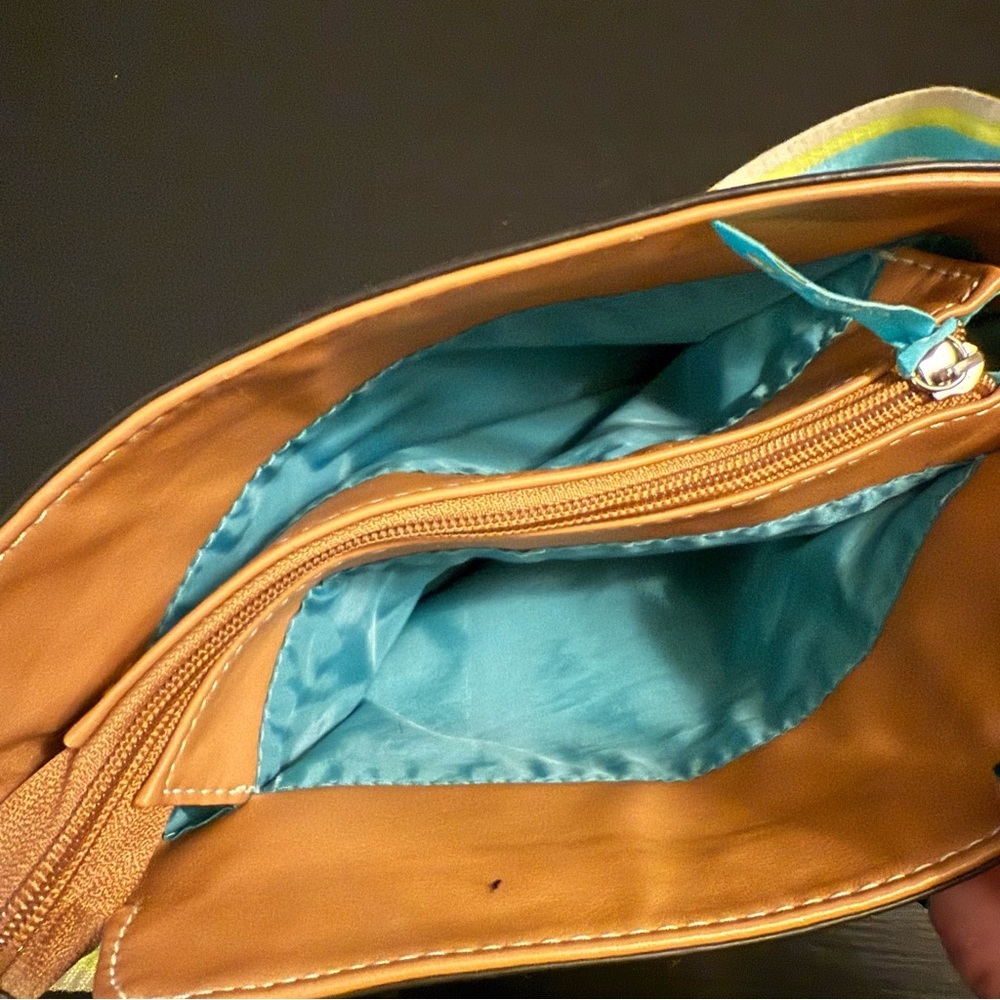 Lily Bloom Colorful Geometric‎ Crossbody Bag - Picture 8 of 8